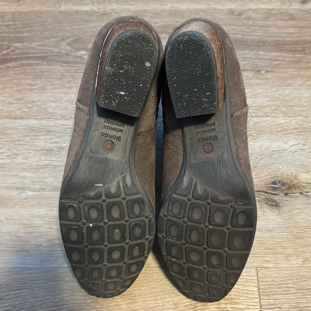 Blondo Waterproof Booties - Picture 3 of 3